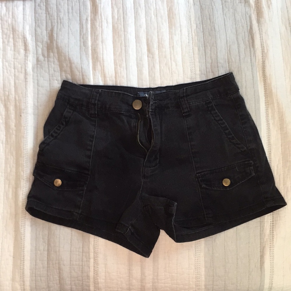 ModCloth Mini Cargo Shorts, Black, Size 4
